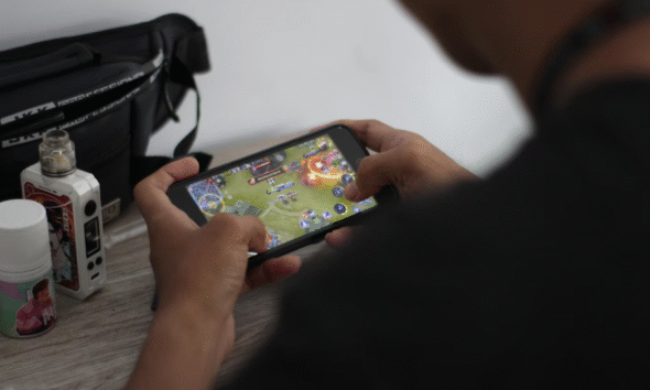 Como Jogar Jogos de Consoles Antigos Pelo Celular